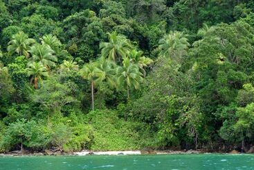 هتل Mango Beach Resort