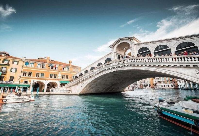 Fotos del hotel Messner Palace:  6