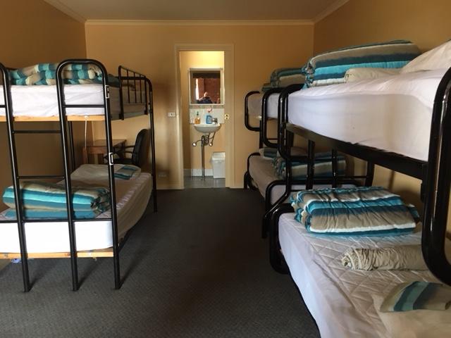 هتل Warrnambool Beach Backpackers