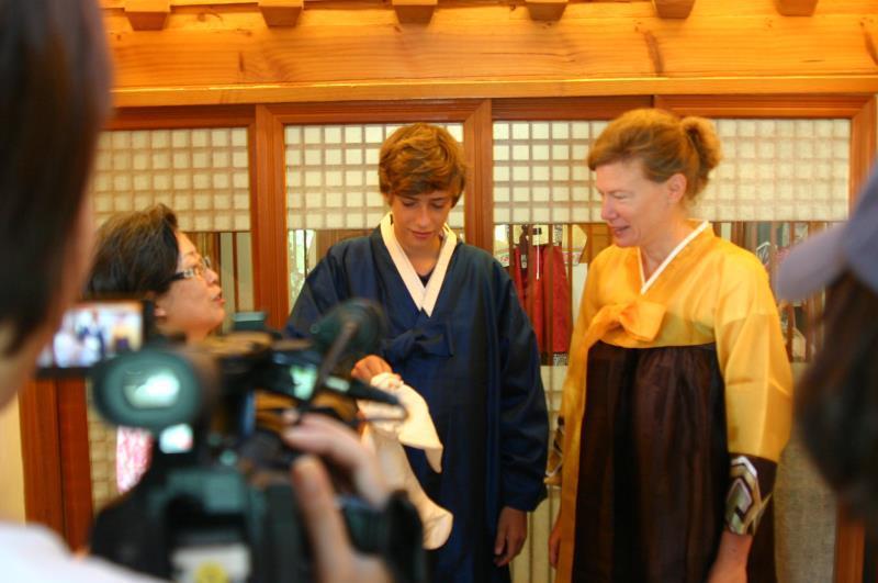پانسیون Bukchonmaru Hanok Guesthouse