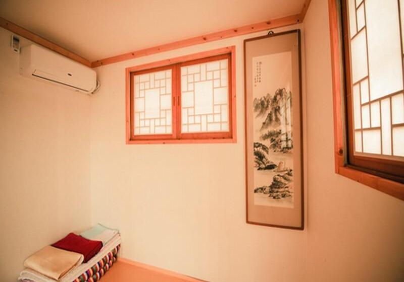 پانسیون Bukchonmaru Hanok Guesthouse