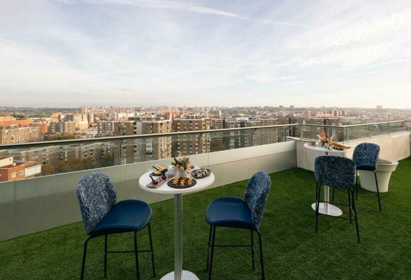 هتل Voco Madrid Retiro, An Ihg