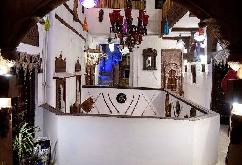 هتل Castle View Heritage Haveli