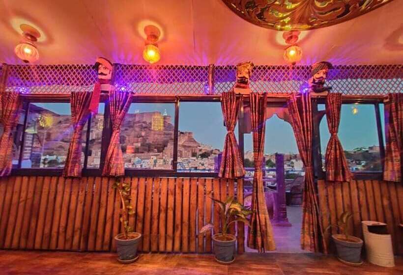 هتل Castle View Heritage Haveli