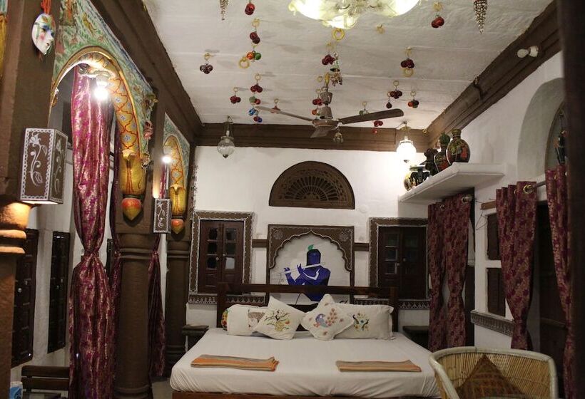 هتل Castle View Heritage Haveli