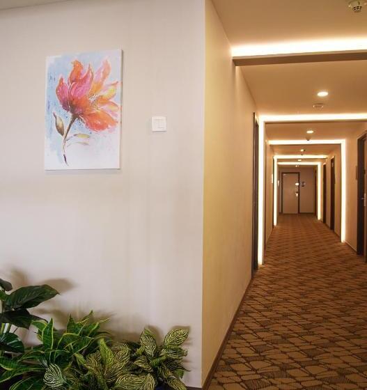 Fotos del hotel G5  And Serviced Apartment:  8