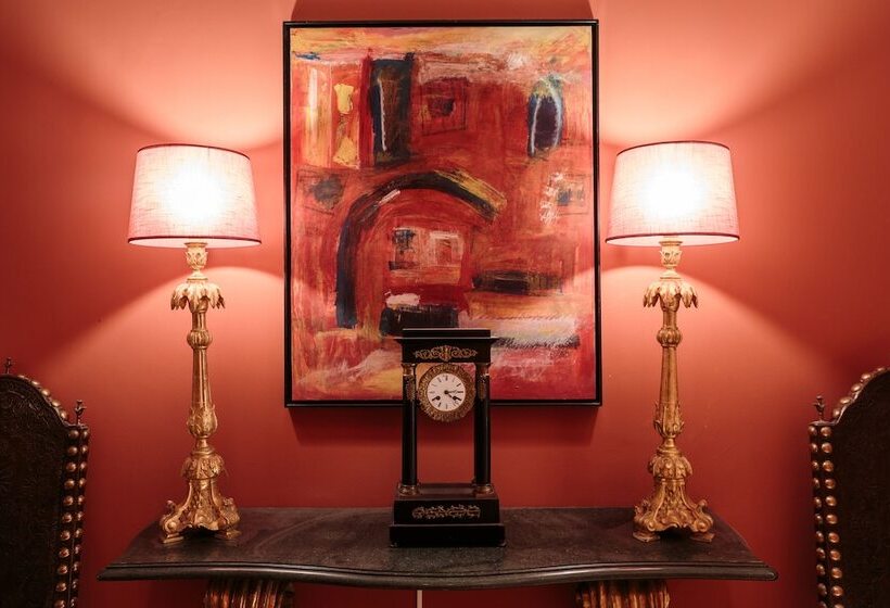 פונדק Dear Lisbon  Palace Chiado Suites