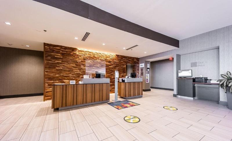 هتل Courtyard By Marriott Rome
