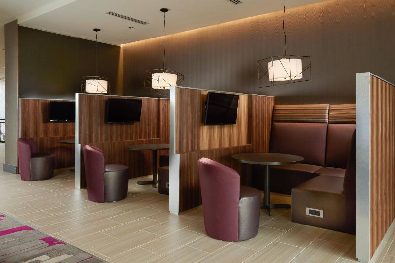 هتل Courtyard By Marriott Rome