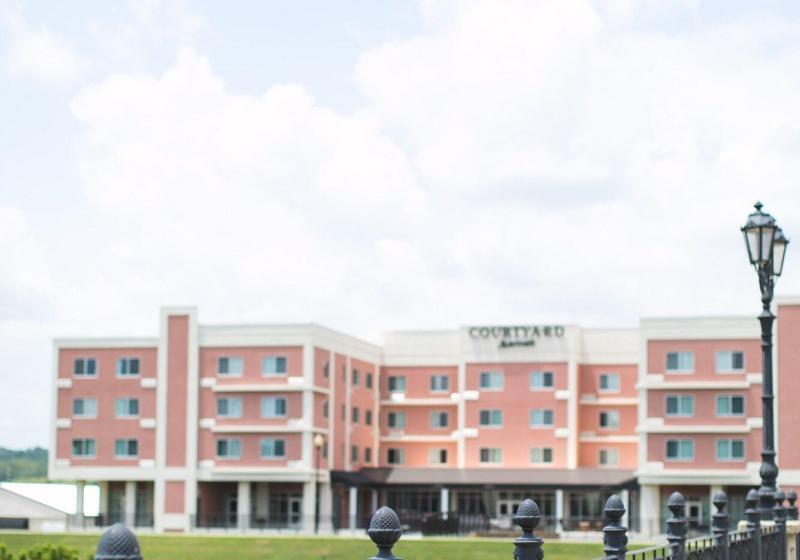 هتل Courtyard By Marriott Rome