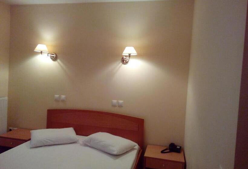 هتل Cybele Guest Accommodation