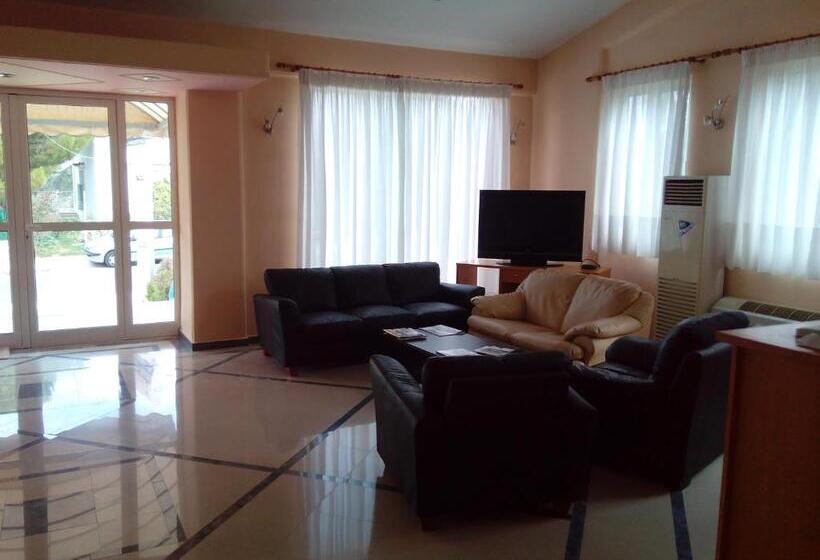 هتل Cybele Guest Accommodation