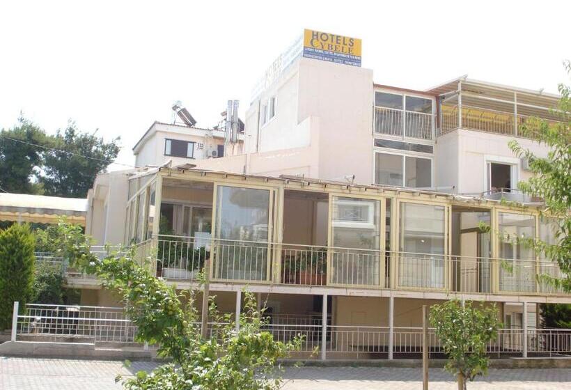 هتل Cybele Guest Accommodation