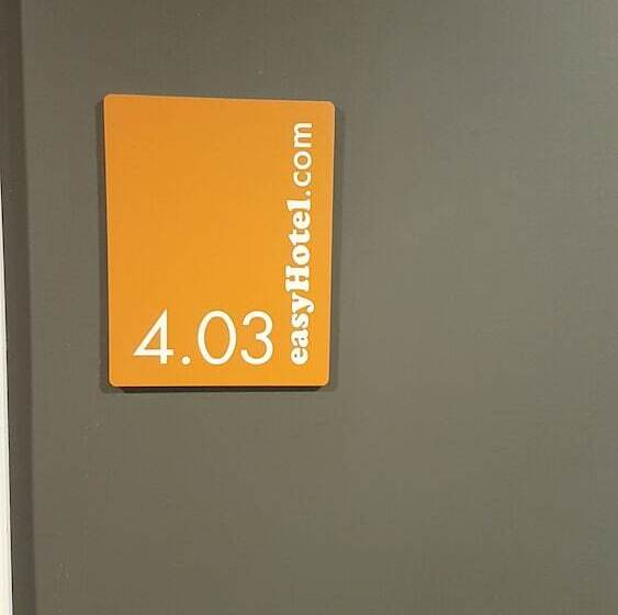 Easyhotel Amsterdam Arena Boulevard