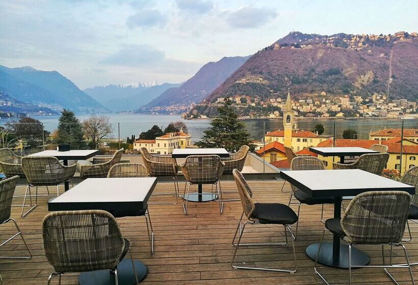 هتل Hilton Lake Como