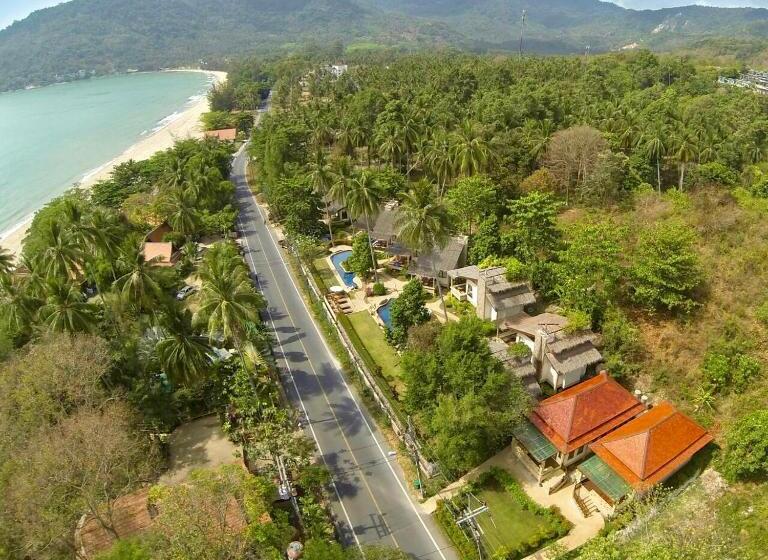 هتل Khanom Hill Resort