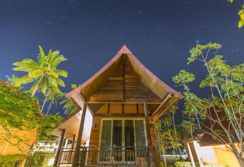 هتل Koh Kood Paradise Beach