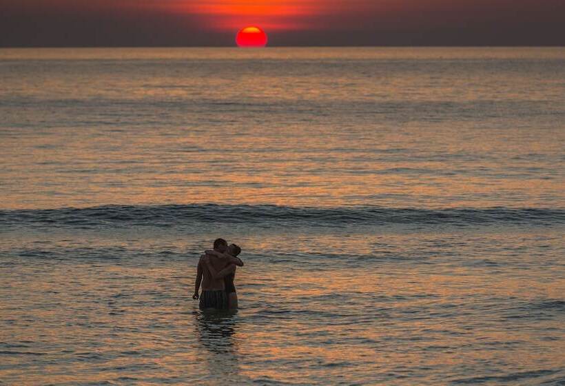 هتل Koh Kood Paradise Beach