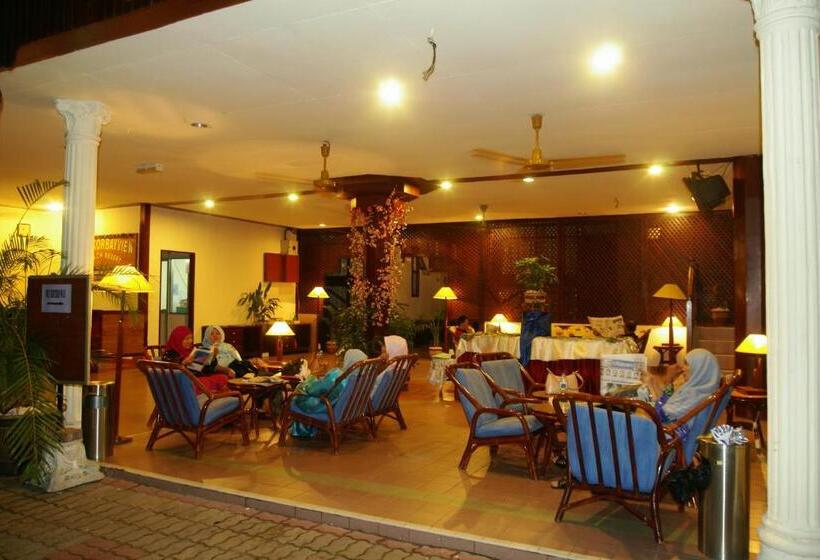 هتل Pangkor Bay View Beach Resort