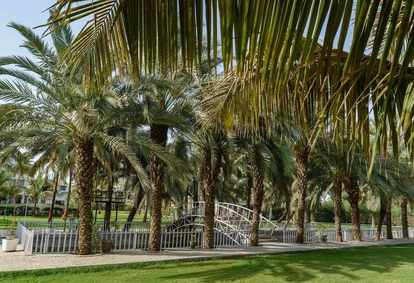 Отель Quality Inn Palms