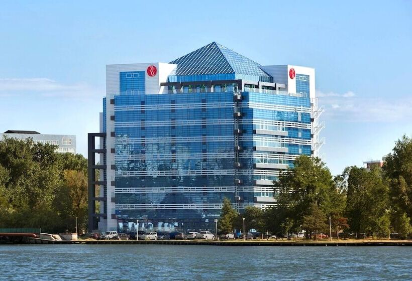 هتل Ramada By Wyndham Constanta