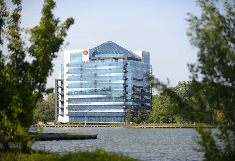 هتل Ramada By Wyndham Constanta