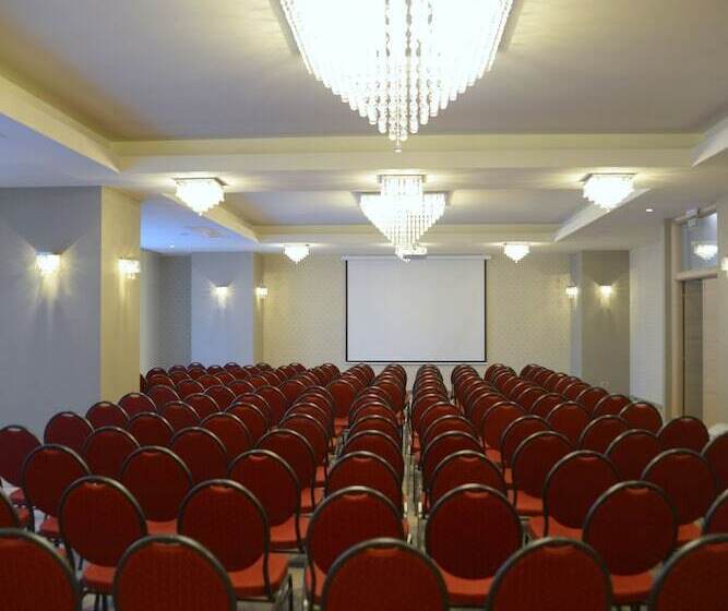 هتل Ramada By Wyndham Constanta