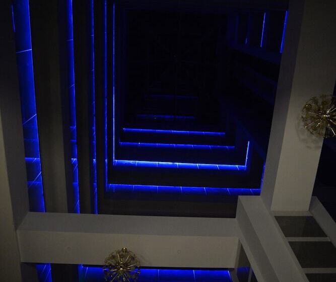 هتل Ramada By Wyndham Constanta