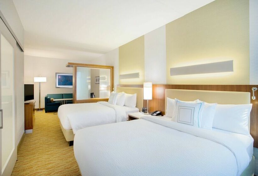 هتل Springhill Suites By Marriott Mount Laurel