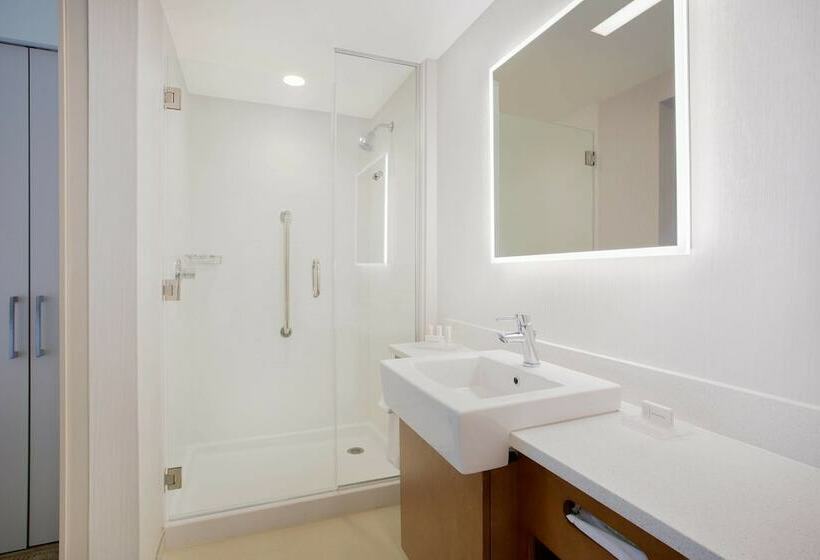 هتل Springhill Suites By Marriott Mount Laurel