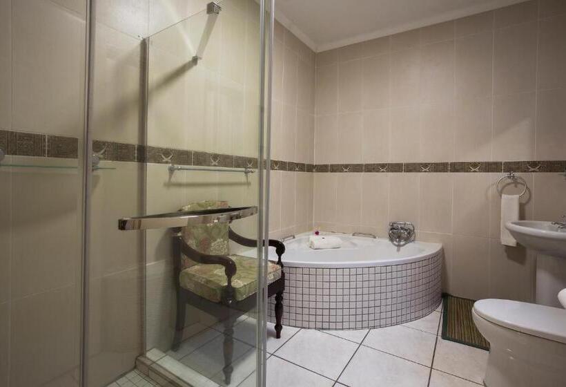 Пансион Tamboti Lodge Guest House