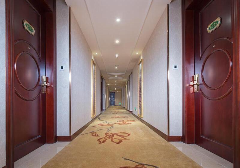 Vienna Hotel Shenzhen Longzhu