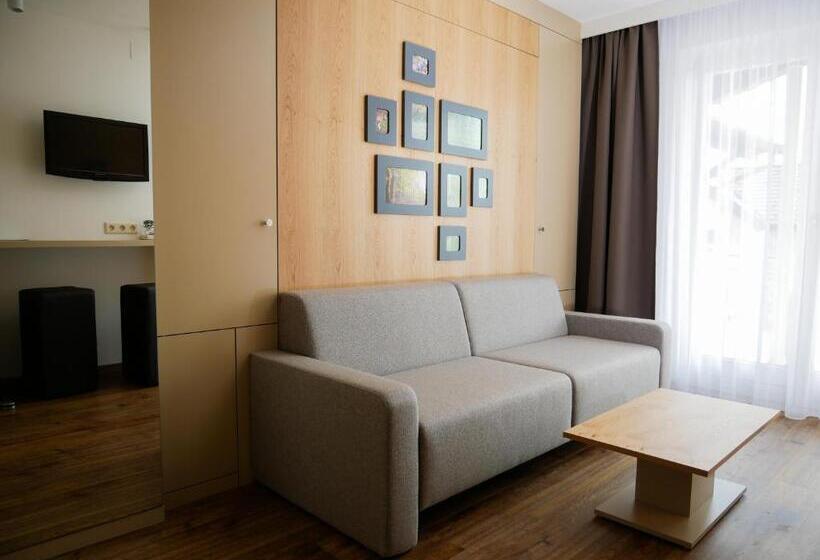 مبيت وإفطار 5rooms Frühstückspension