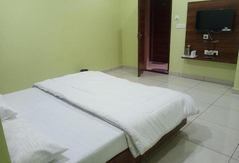 فندق O Royal Inn