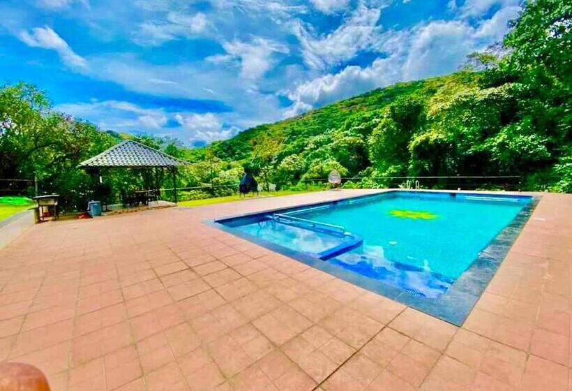 منتجع Royal Vaga