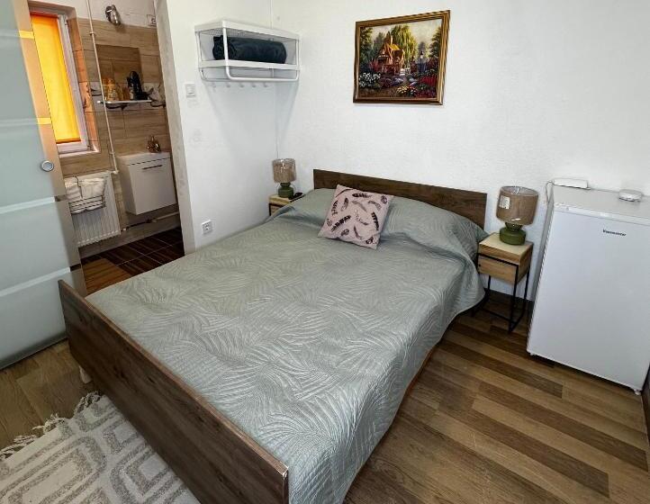 Airport17 B&b