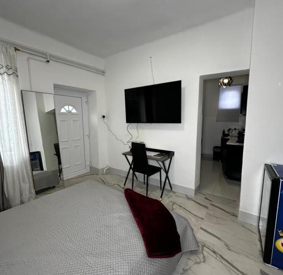 Airport17 B&b