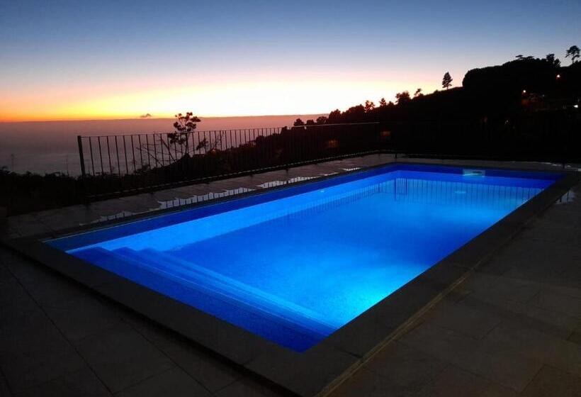 تختخواب و صبحانه Casa Dos Avós