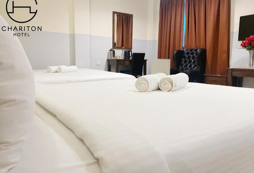 Chariton Hotel Skudai Kiri