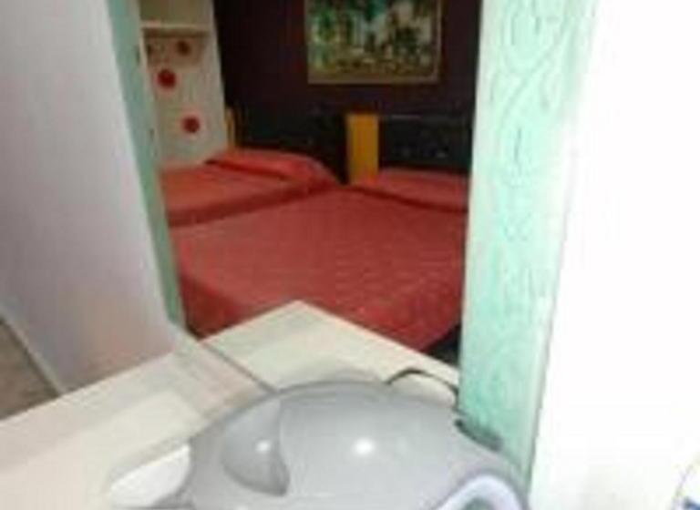 فندق Emerald Inn
