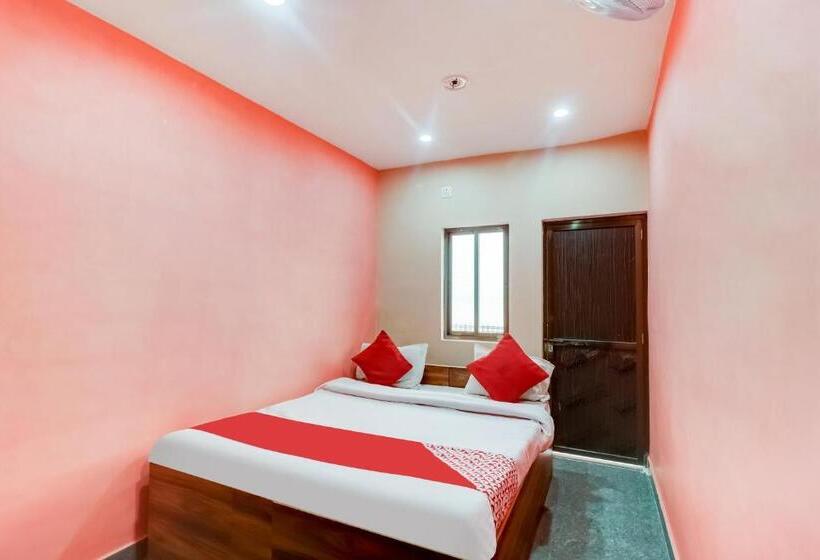 בית מלון כפרי Oyo Flagship Shree Laxmi Guest House