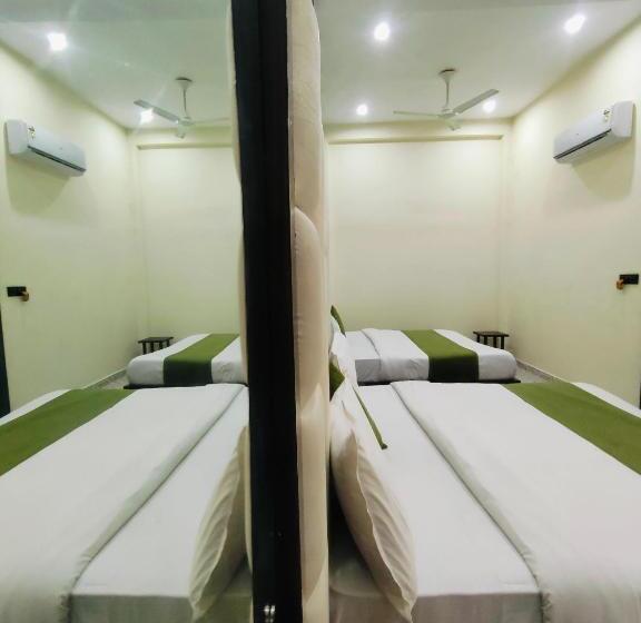 هتل Regal Luxe International