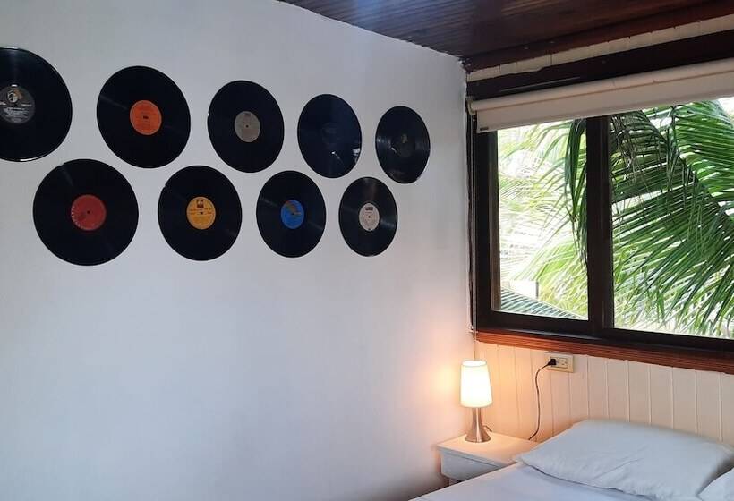 پانسیون Kaza Balcones