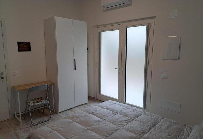 پانسیون Mare Fuori   Stanze Con Piscina