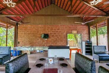 Sadanand Farmstay Resort