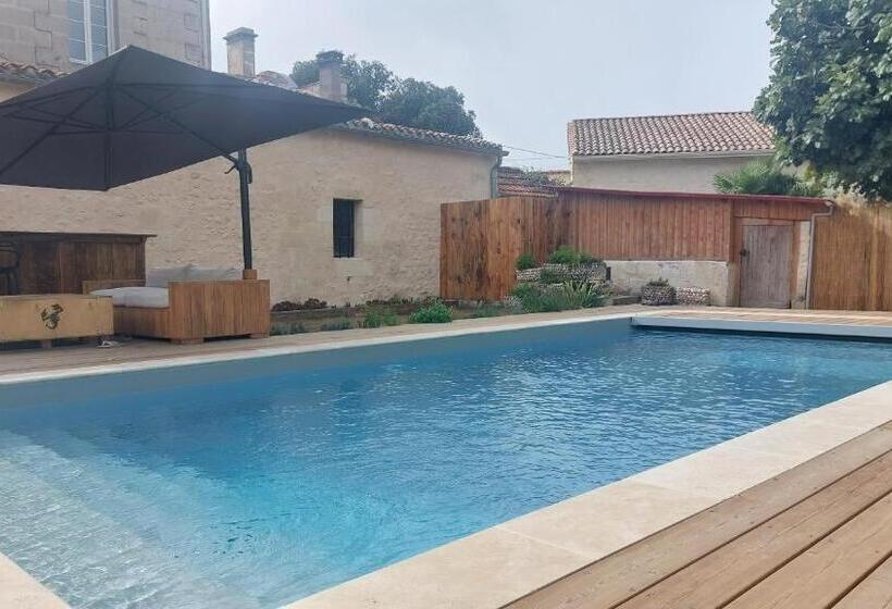 مبيت وإفطار Le Jardin De Gassiot
