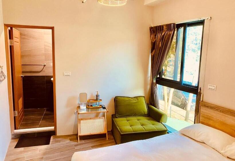 Dreamy Nomads Hostel日月潭背包客