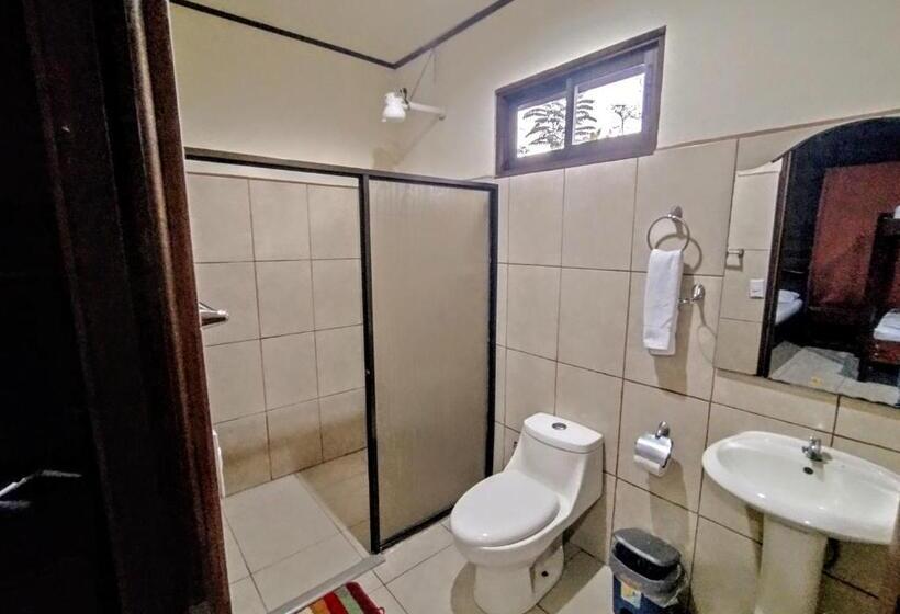 酒店 Cabinas Río Frío