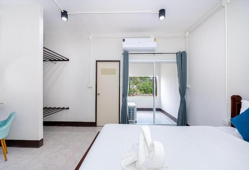 בית מלון כפרי The Palm Krabi Residence And Resort