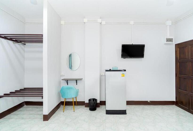 בית מלון כפרי The Palm Krabi Residence And Resort